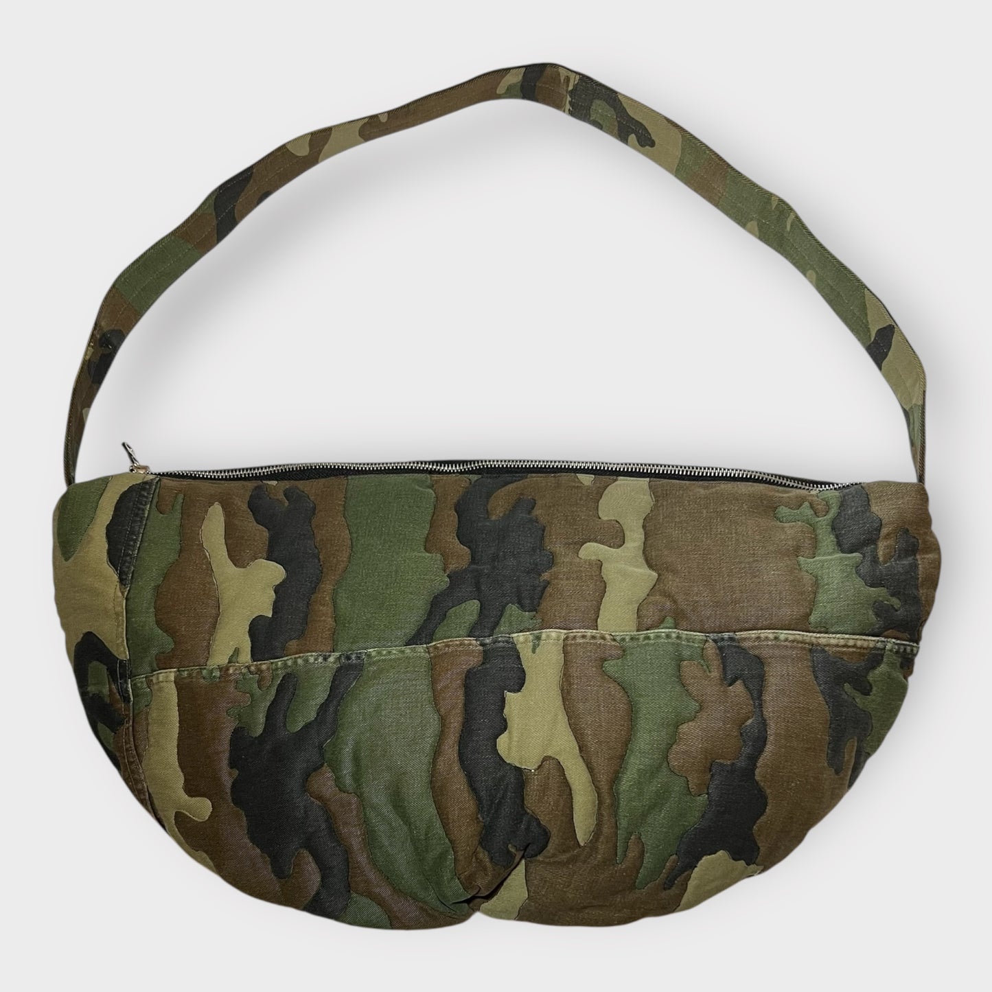 Puffer Embroidered Camo